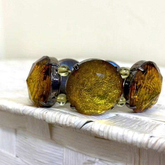 Yellow Stones Elastic Bracelet With Steel Base - Picture 1 of 5